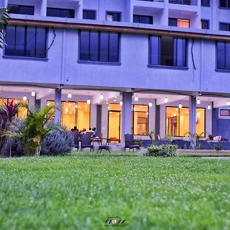 The Willis Hotel, Bomet Exteriér fotografie